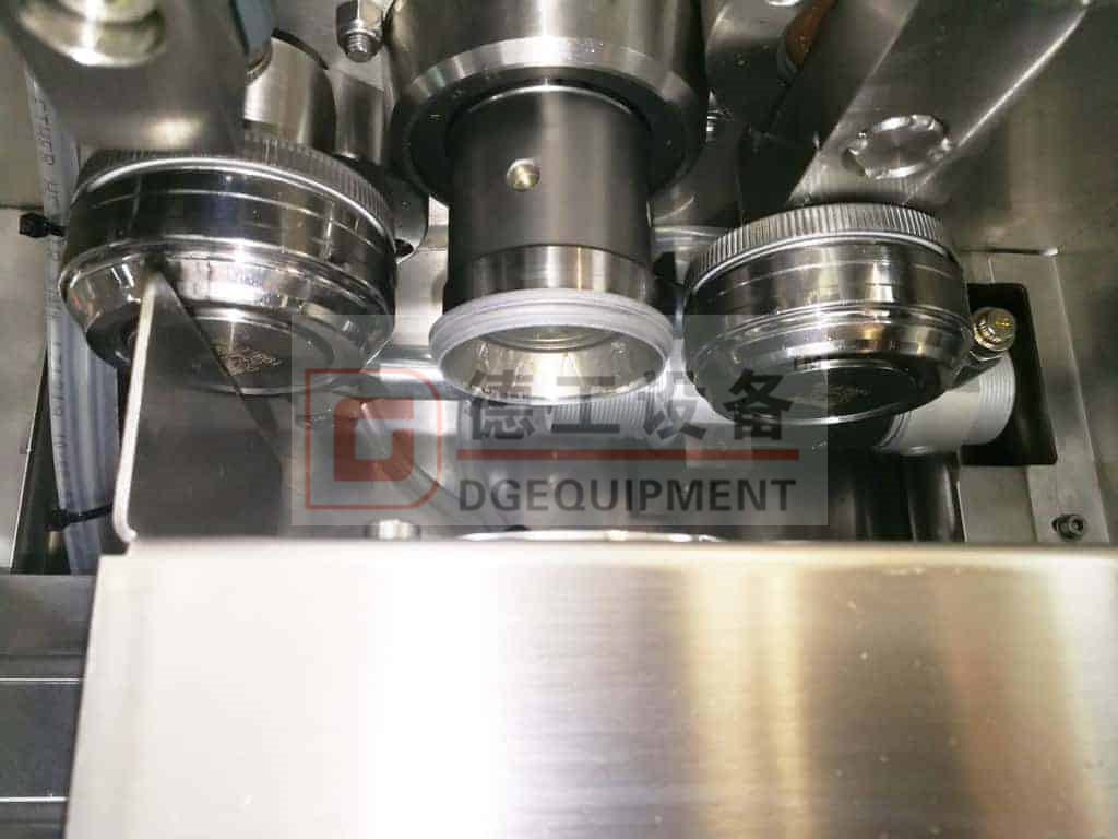 Feche acima do autom&aacute;tico pode Seamer_