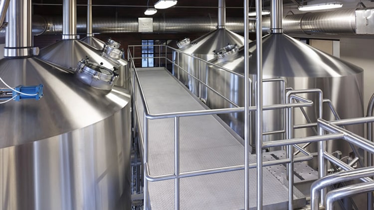 Sistema comercial de fabrica&ccedil;&atilde;o de cerveja de grande porte