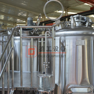 O equipamento usado comercial da fabricação de cerveja da cerveja do Turnkey de 1000 litros / cervejaria média usou o sistema da fabricação de cerveja