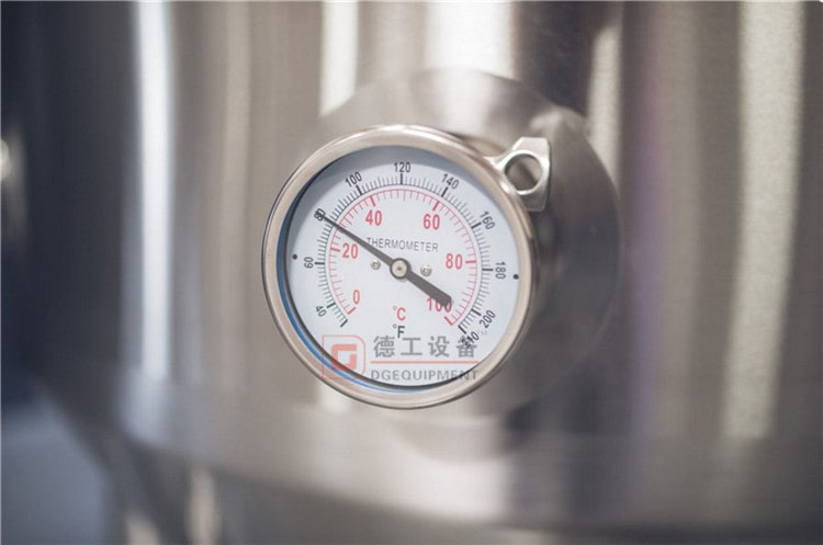 brite-tanque term&ocirc;metro-min