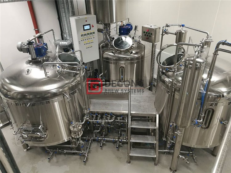 Equipamento de fabrica&ccedil;&atilde;o de cerveja de 3 navios