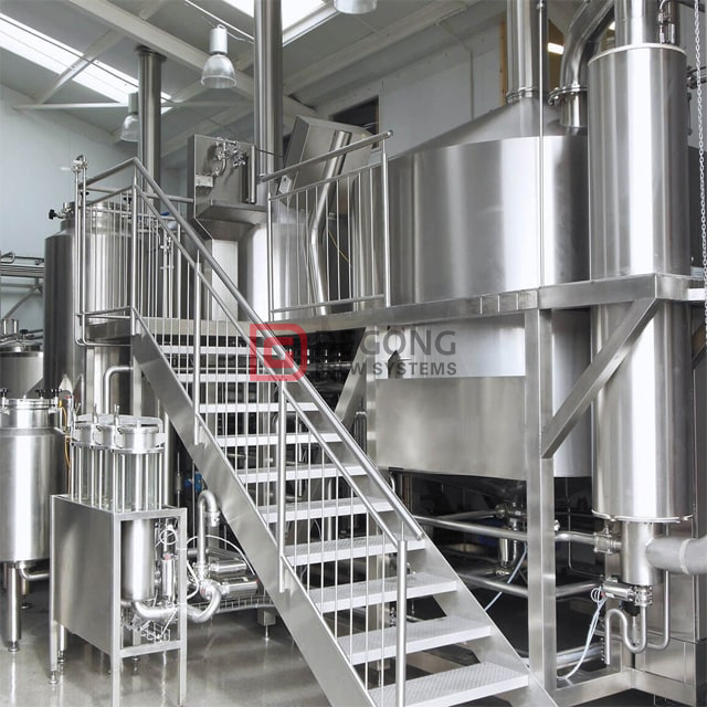 Equipamento comercial da cerveja 10BBL / 20BBL CE / TUV Certificação parede dupla equipamento pequeno / médio / grande da cervejaria para venda